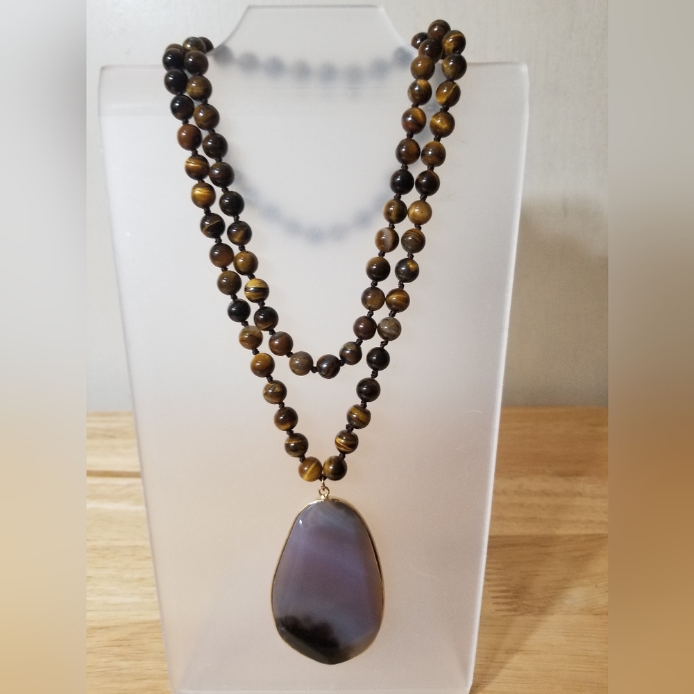 Tiger's Eye Beaded Necklace with Agate Pendant